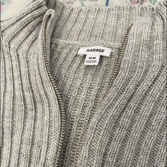 80’s Mock Neck Sweater | Garage Size M - Picture 3 of 3